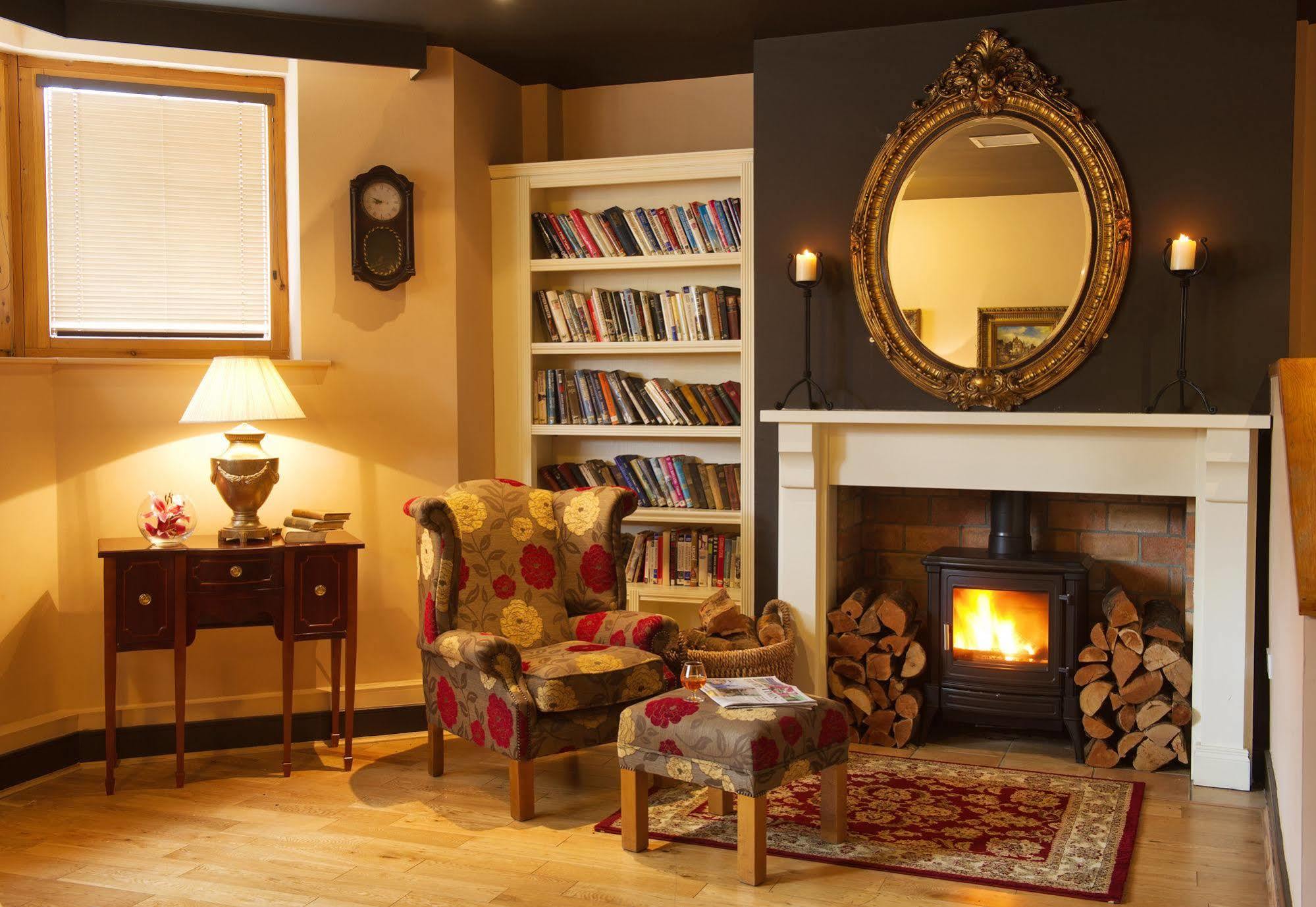 Merriman Hotel Kinvara ภายนอก รูปภาพ