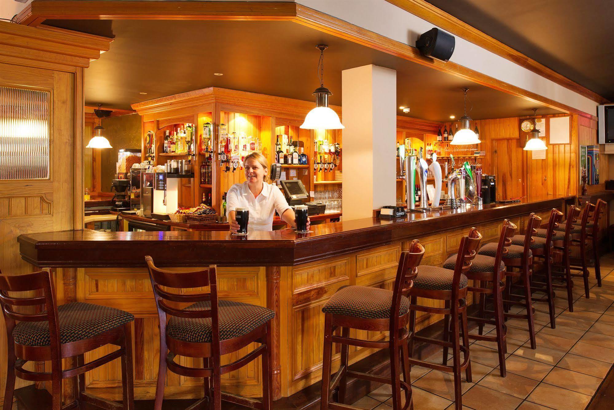 Merriman Hotel Kinvara ภายนอก รูปภาพ